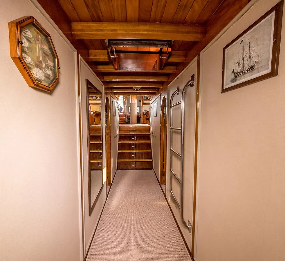 Tekne Venezia Boat San Marco Otel İtalya