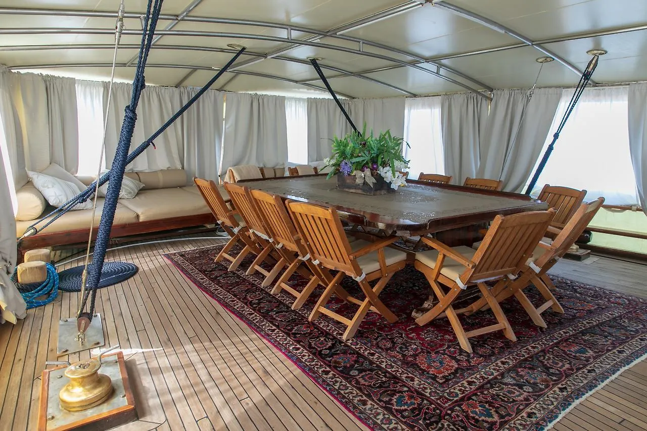 Venezia Boat San Marco Otel Tekne