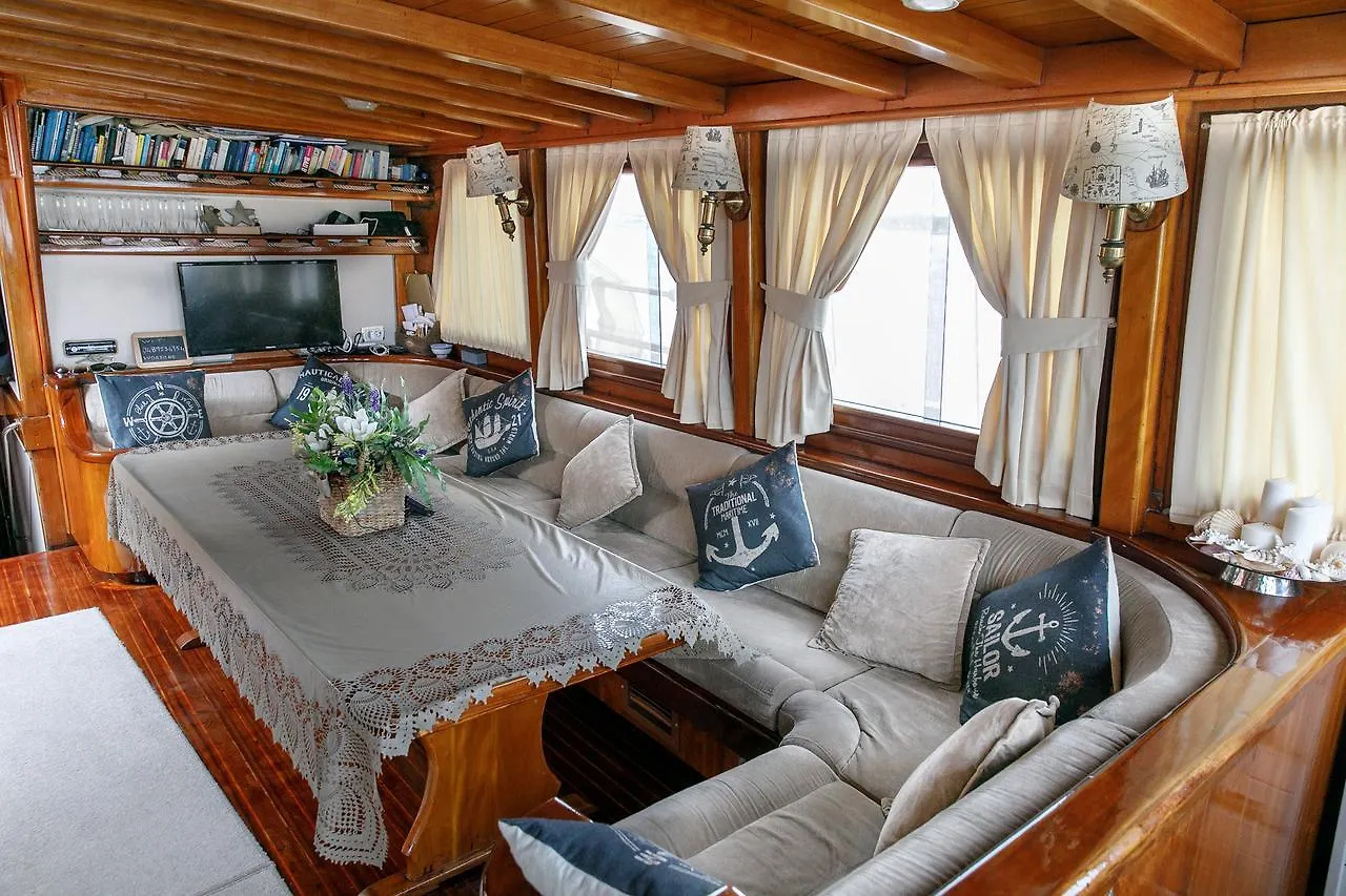 Tekne Venezia Boat San Marco Otel