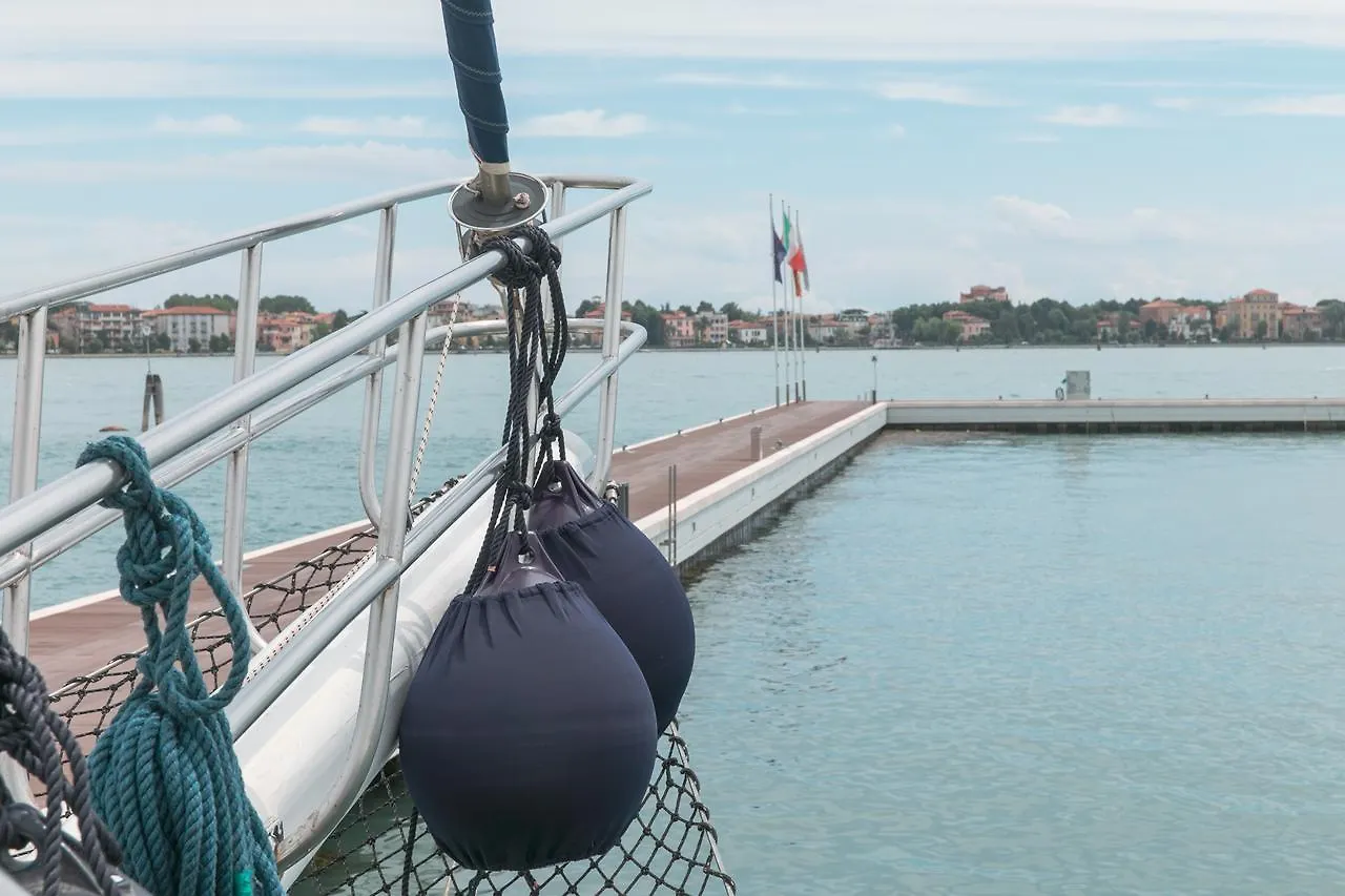 Venezia Boat San Marco Otel 0*, Venedik