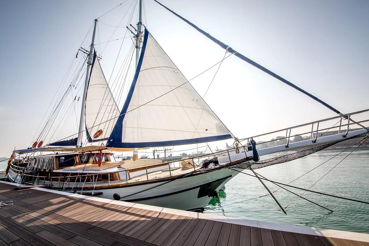 Venezia Boat San Marco Otel